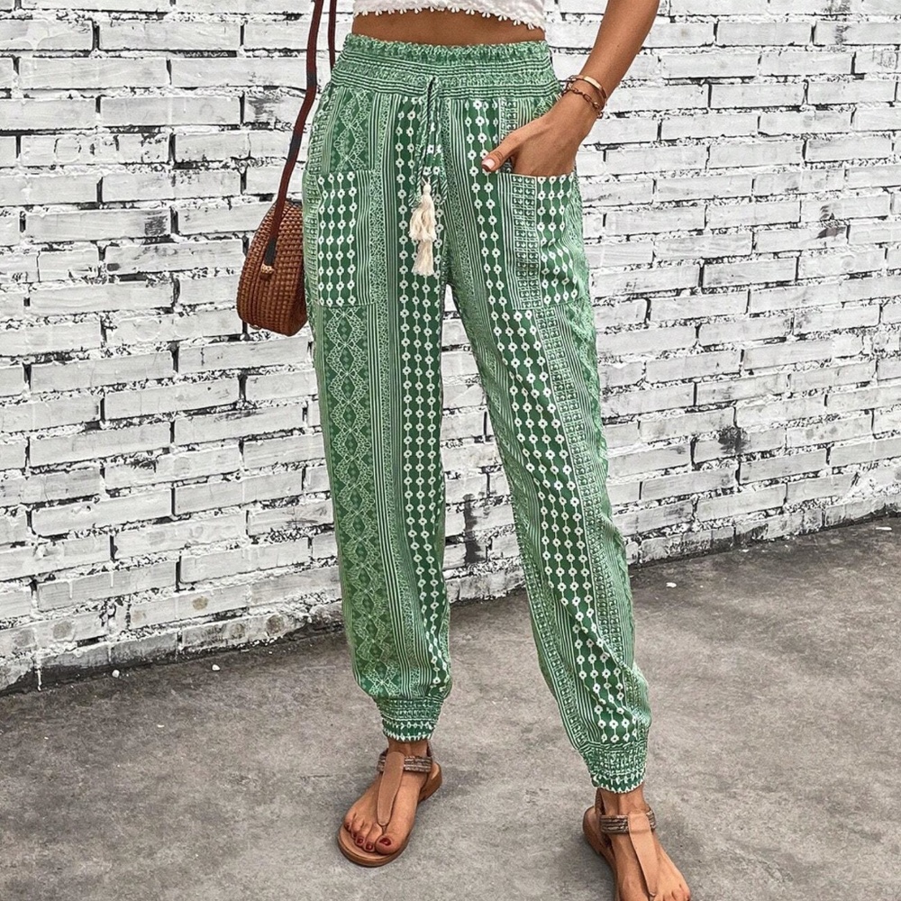 011 Boho Green Geo Print Stretch Waist Joggers - Picture 1 of 12
